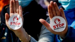 ¡No más acuerdos comerciales tóxicos entre la UE y los países de América Latina! ¡El acuerdo comercial entre la UE y Mercosur debe detenerse AHORA!